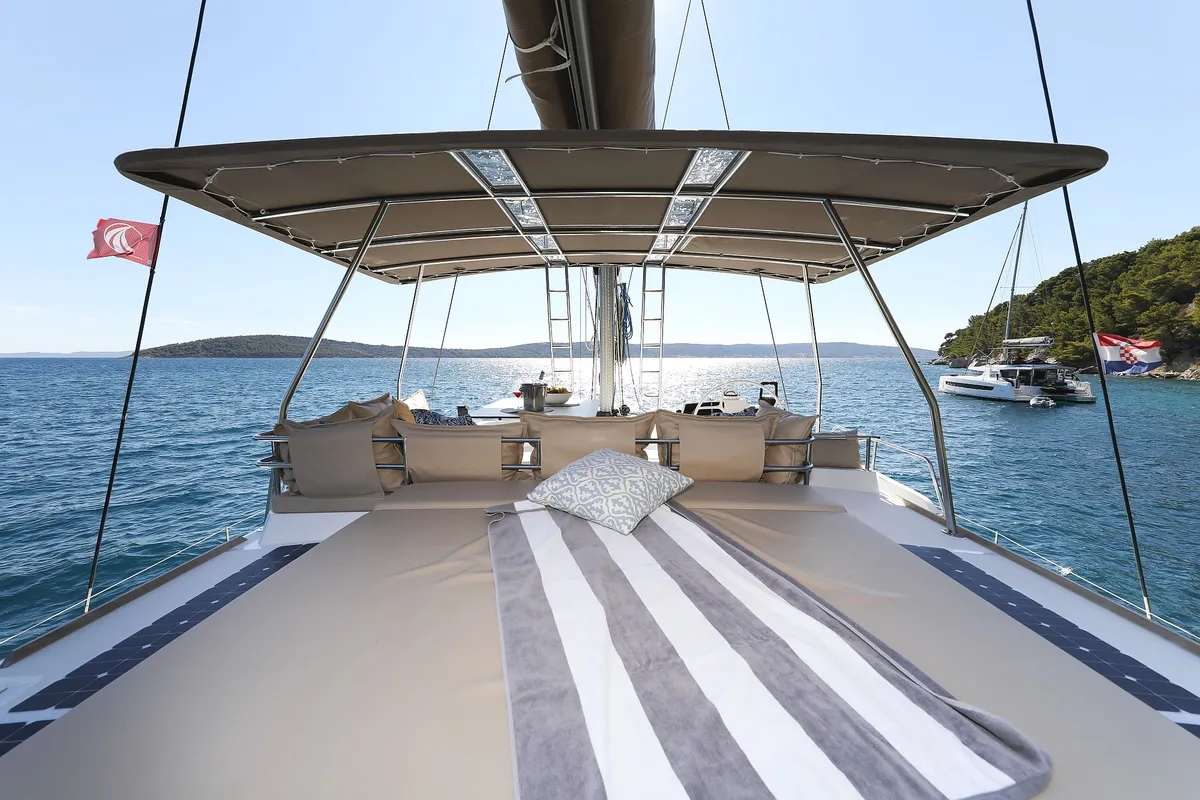 Salon of Vaya Con Dios, a Bali 4.8 catamaran at Grad Kaštela, Croatia