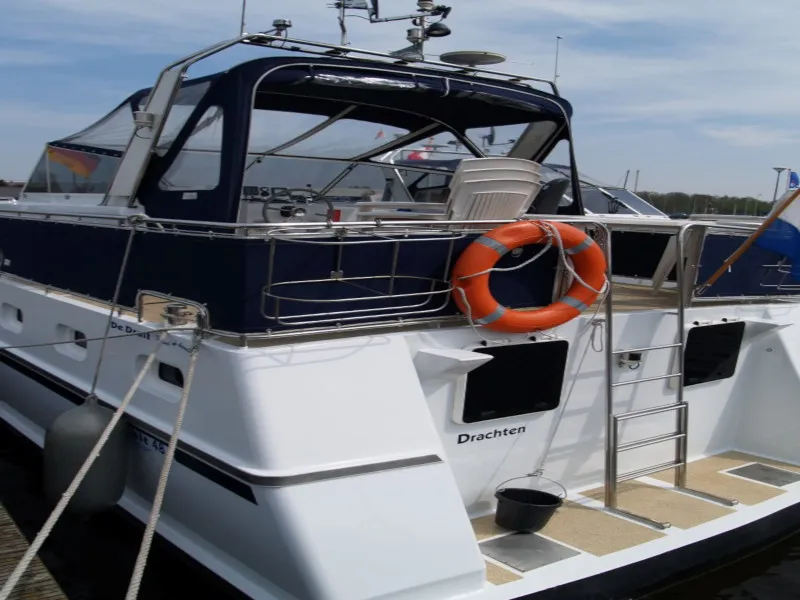 Exterior view of De Drait Renal 40, a motorboat at Drachten, Netherlands