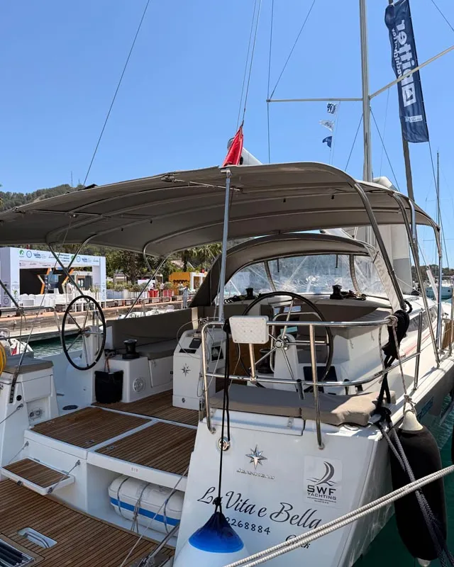 Cockpit of La Vita e Bella, a Jeanneau Sun Odyssey 490 sailboat at Fethiye, Turkey