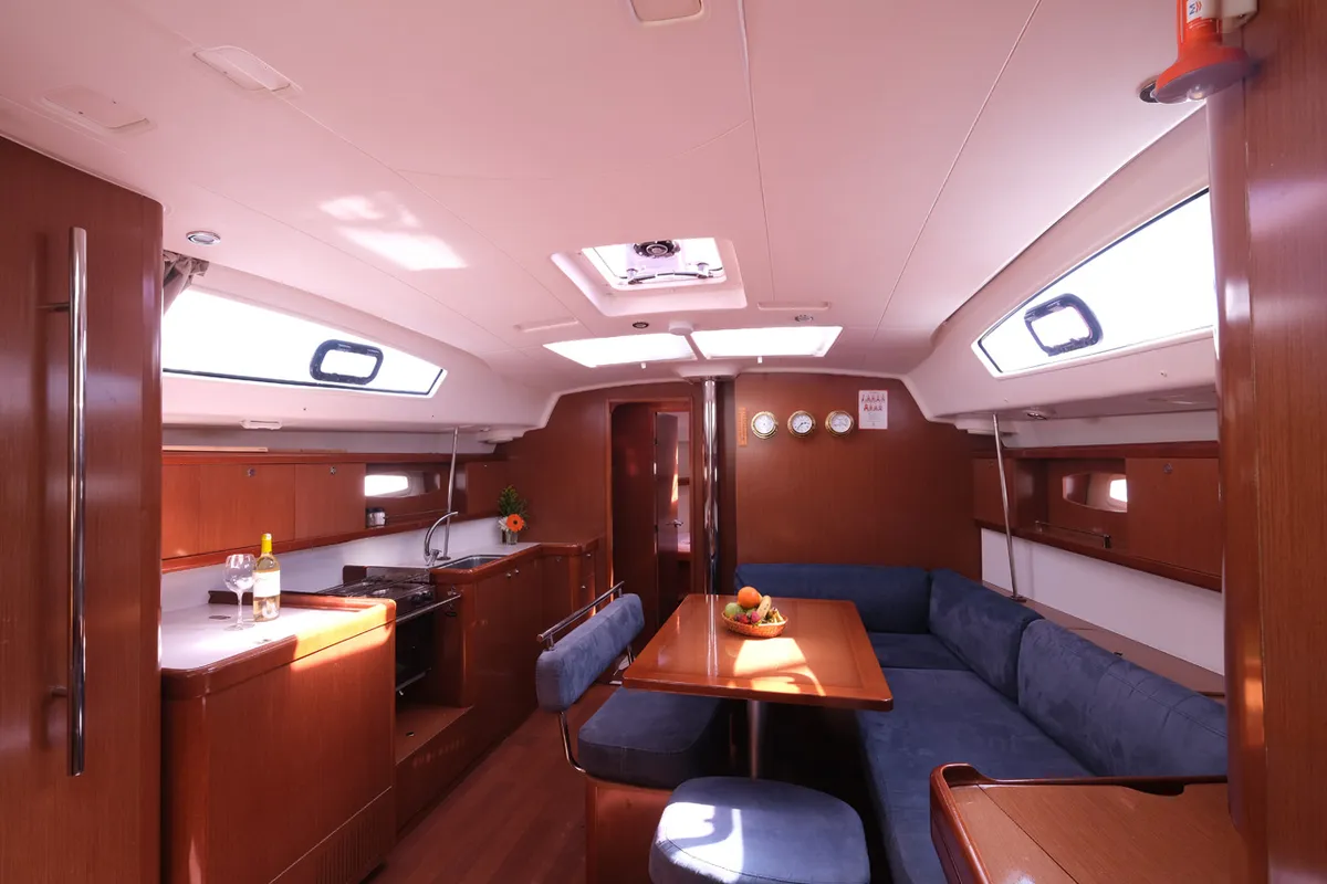 Salon of Sophia-Maria, a Beneteau Oceanis 43 Family sailboat at Fethiye, Turkey