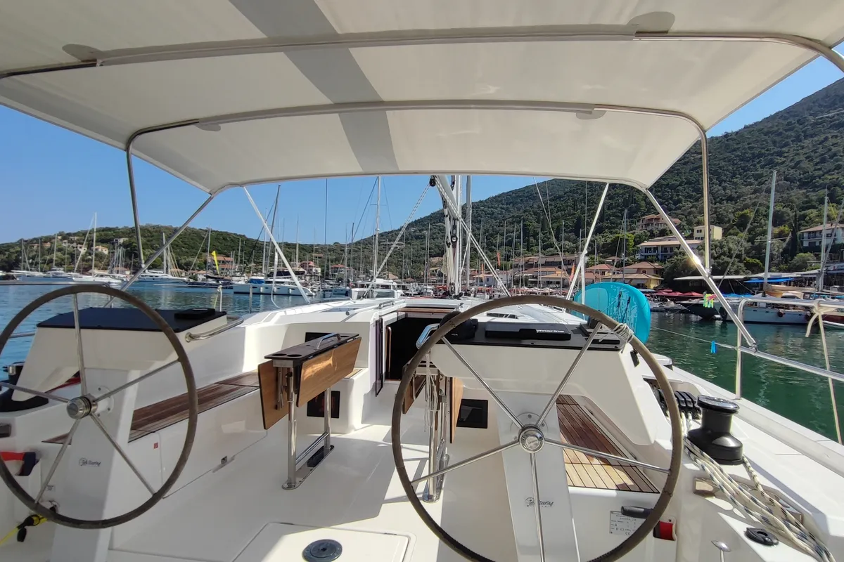 Cockpit of 461 OCEAN BOULEVARD, a Bavaria C46 sailboat at Municipal Unit of Apollonioi, Greece