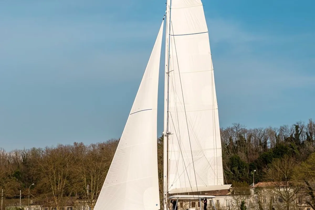 Exterior view of Verina Star , a Lagoon 55 catamaran at Athens, Greece