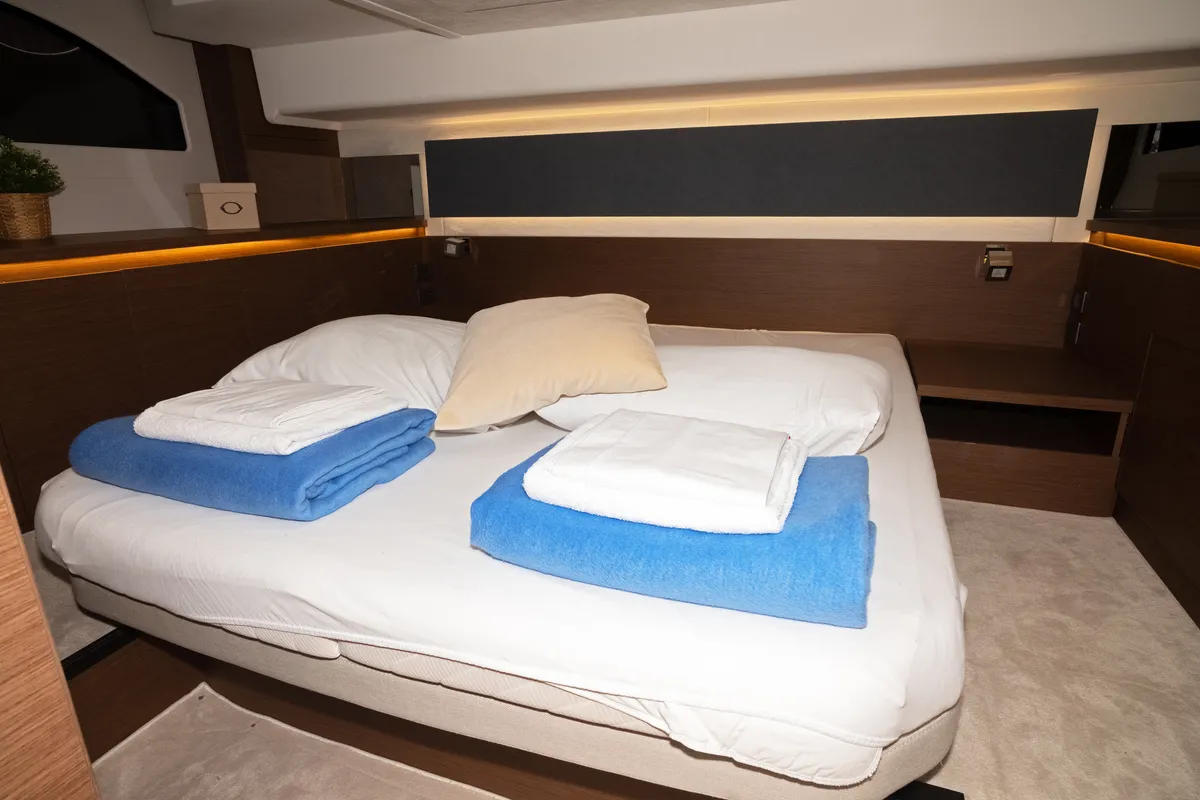 Head on Martin, a Jeanneau Prestige 420 Fly motor yacht at Split, Croatia