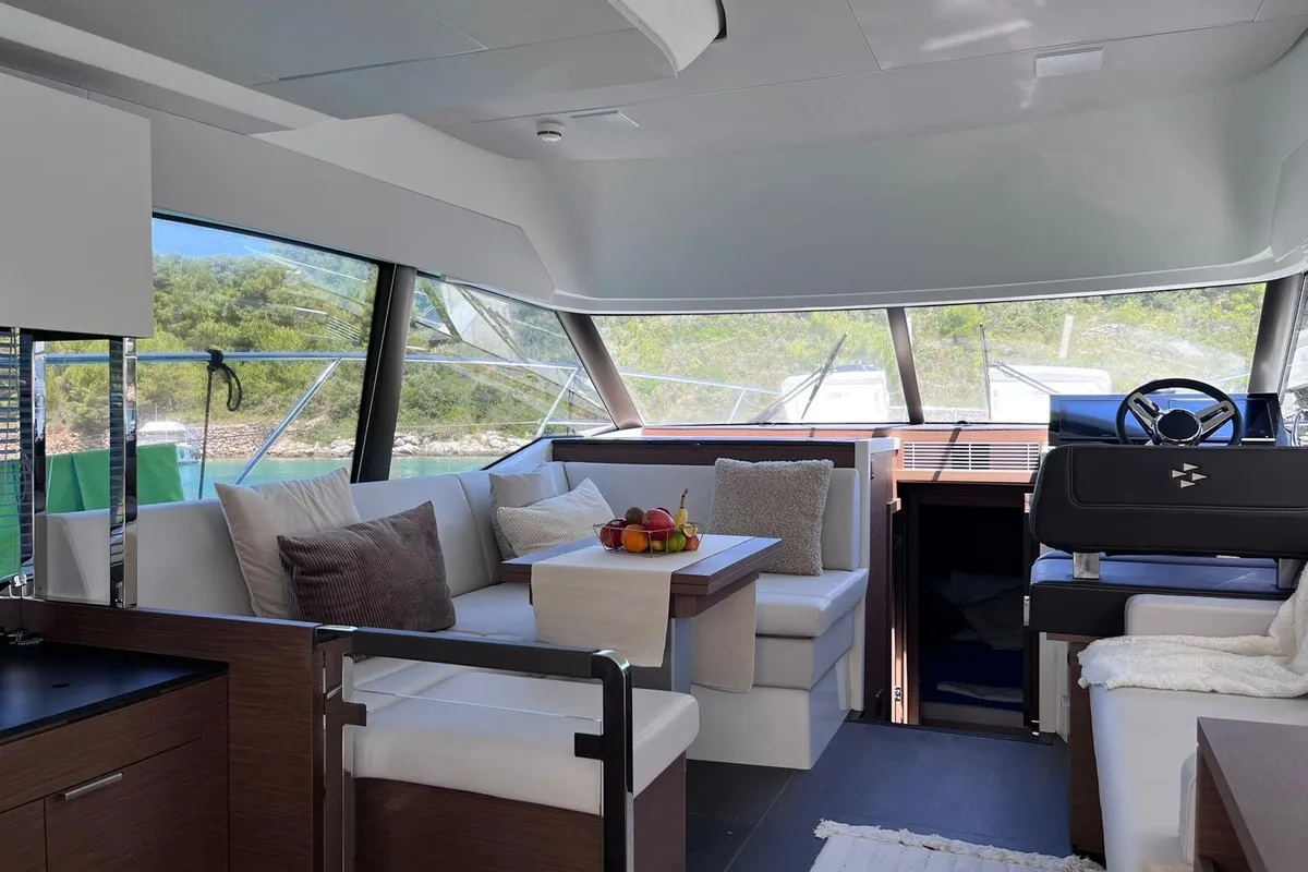 Salon of Martin, a Jeanneau Prestige 420 Fly motor yacht at Split, Croatia