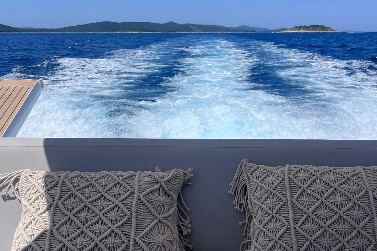 Salon of Martin, a Jeanneau Prestige 420 Fly motor yacht at Split, Croatia