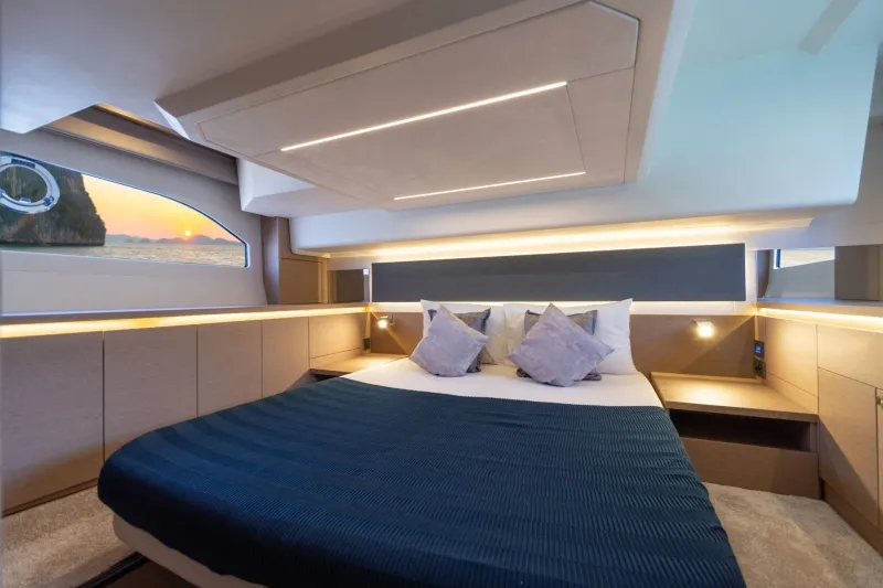 Martin, a Jeanneau Prestige 420 Fly motor yacht at Split, Croatia