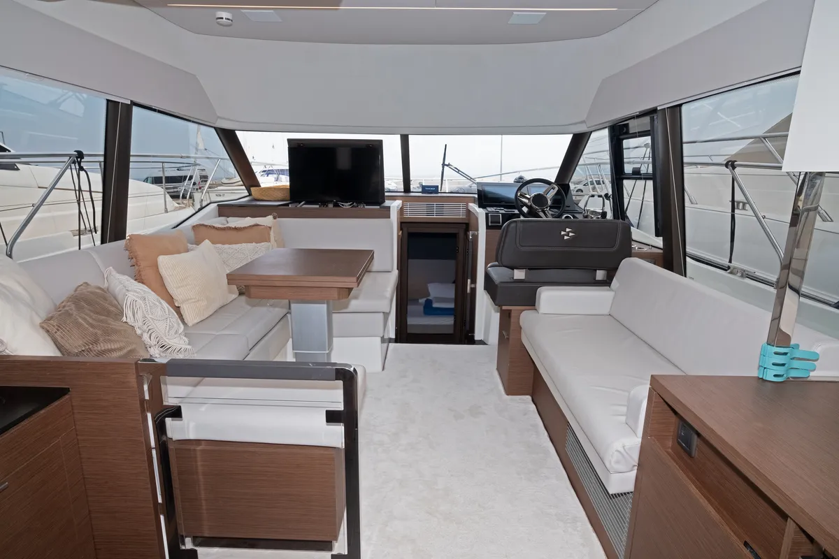 Salon of Martin, a Jeanneau Prestige 420 Fly motor yacht at Split, Croatia