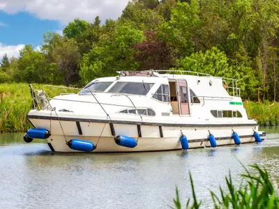 Cruiser Premium 6 Pers., a Pénichette Europa E.600 motorboat at Fürstenberg/Havel, Germany