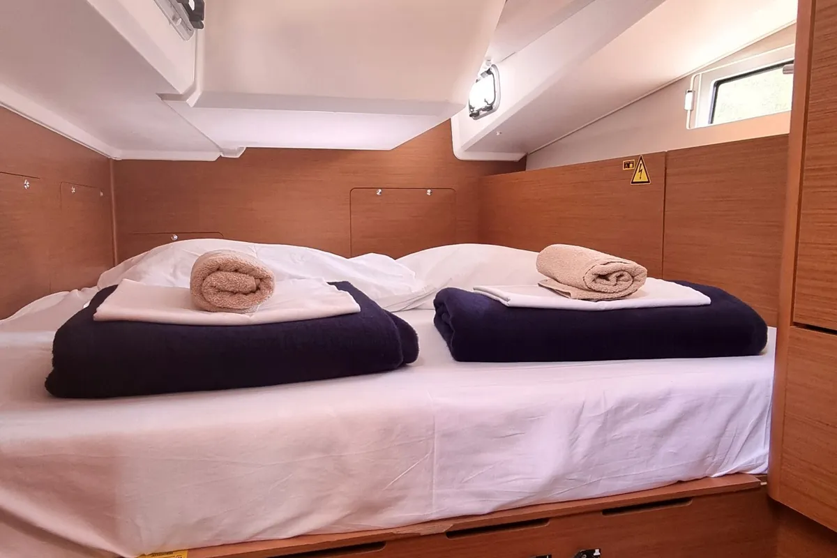 Cabin on Izzy, a Jeanneau Sun Odyssey 490 sailboat at Rogač, Croatia