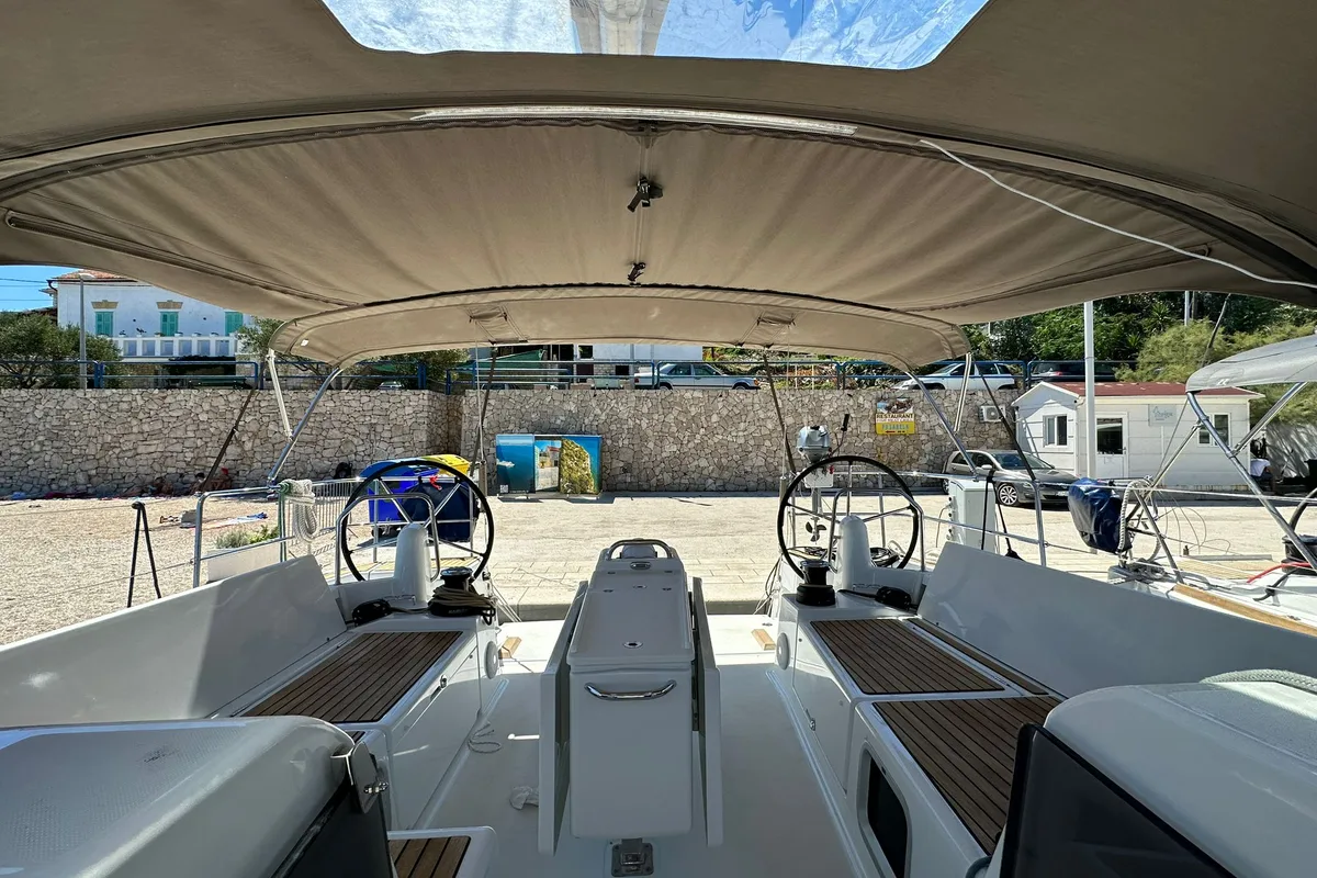 Cockpit of Izzy, a Jeanneau Sun Odyssey 490 sailboat at Rogač, Croatia
