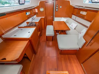 Salon of Classic, a Beneteau Oceanis 40 sailboat at Fethiye, Turkey