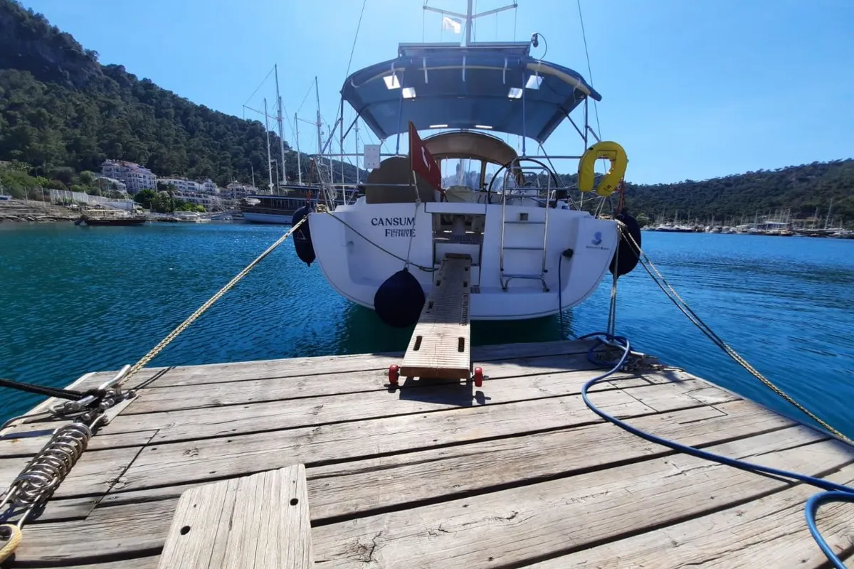 Exterior view of Classic, a Beneteau Oceanis 40 sailboat at Fethiye, Turkey