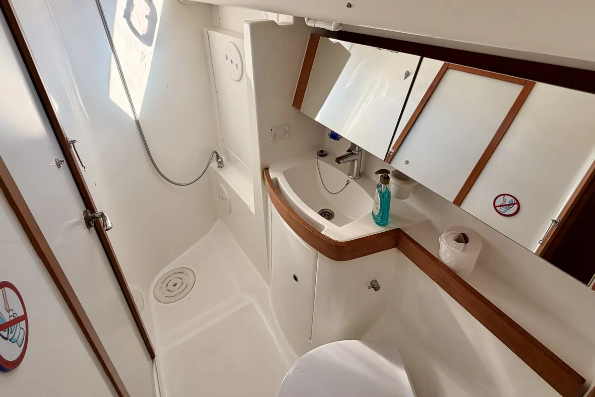 Classic, a Beneteau Oceanis 40 sailboat at Fethiye, Turkey