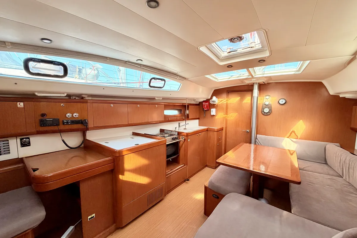 Classic, a Beneteau Oceanis 40 sailboat at Fethiye, Turkey