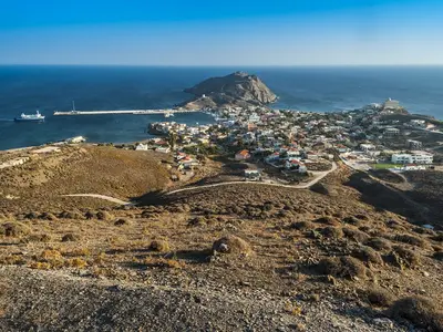 Psarou Bay in Psara, Greece — photo 4