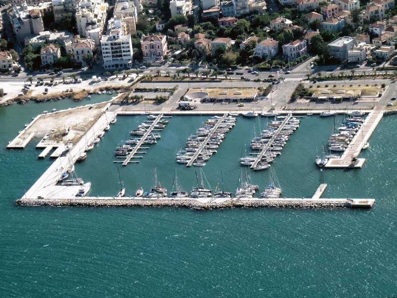 Passenger Port, marina in Mytilene, Greece — photo 3