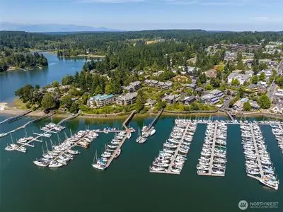Winslow Wharf Marina in Bainbridge Island, United States — photo 3