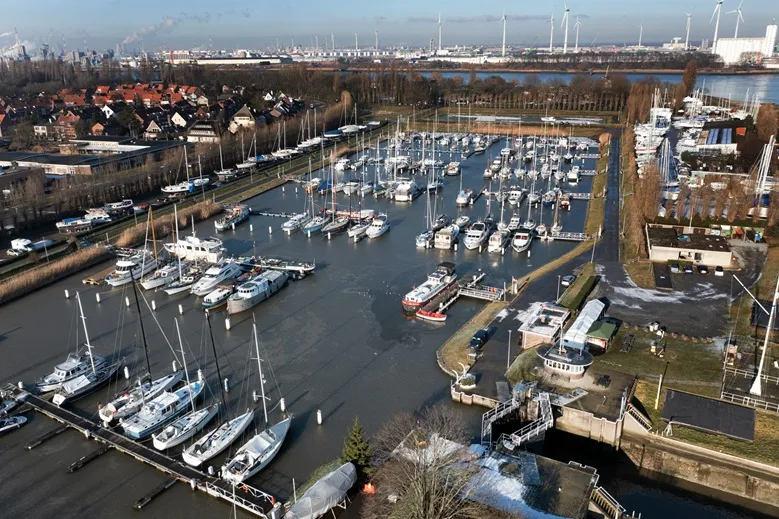 Jachthaven Linkeroever, marina in Antwerp, Belgium — photo 4