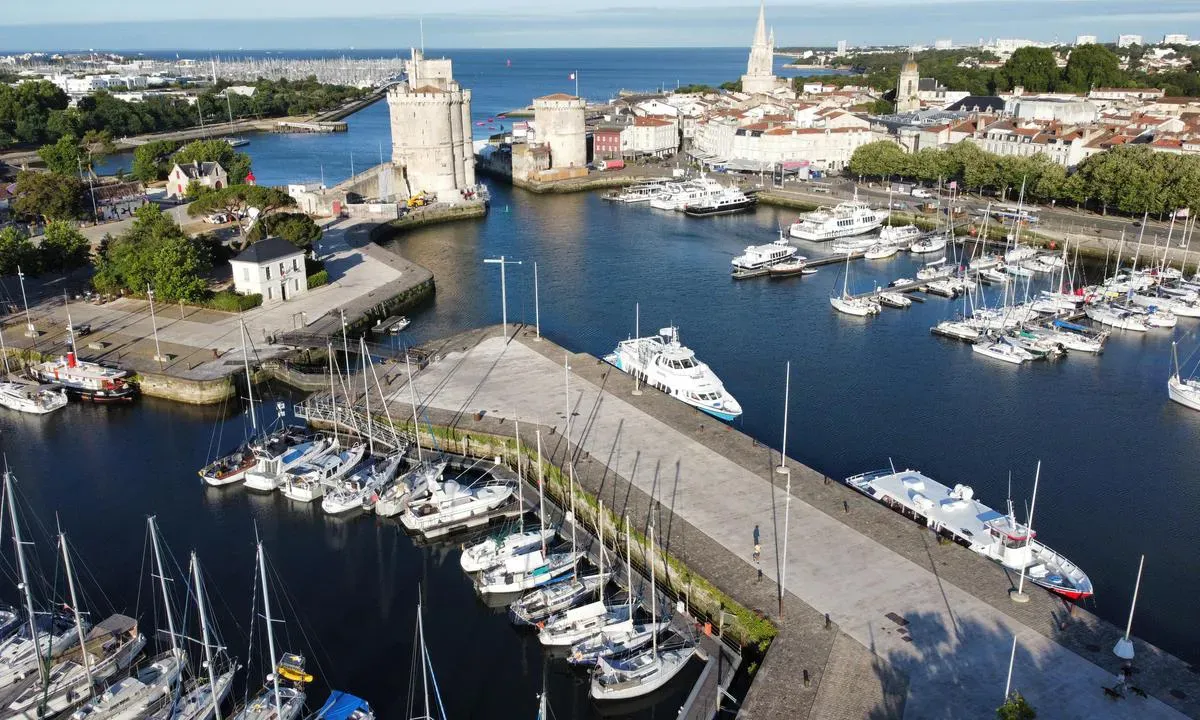 Vieux Port de La Rochelle, marina in La Rochelle, France — photo 7
