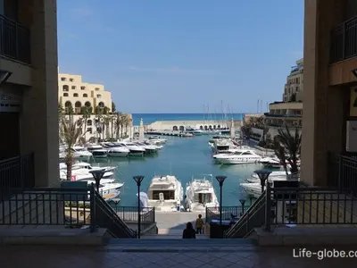 Portomaso Marina in Saint Julian's, Malta — photo 3