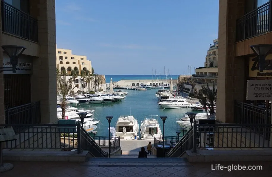 Portomaso Marina in Saint Julian's, Malta — photo 3