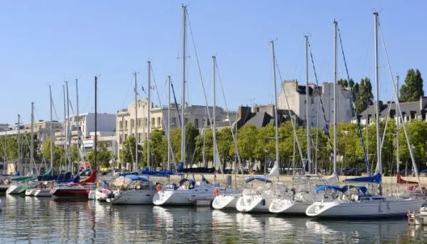 Port Saint-Catherine, marina in Locmiquélic, France — photo 4