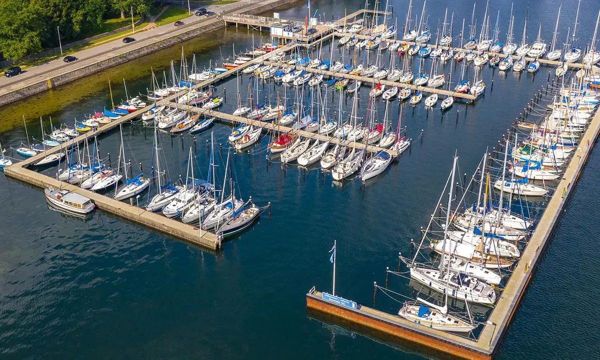 Sporthafen Düsternbrook, marina in Kiel, Germany — photo 2