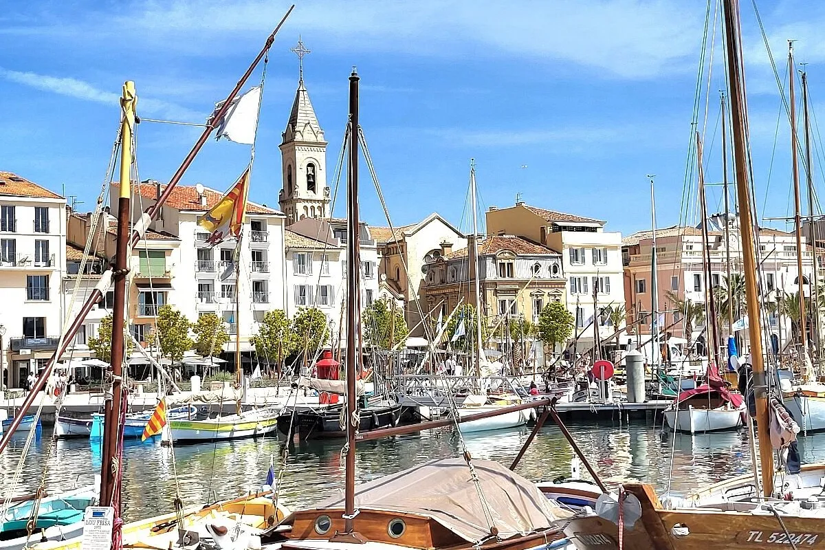 Sanary-sur-Mer Port, marina in Sanary-sur-Mer, France — photo 4