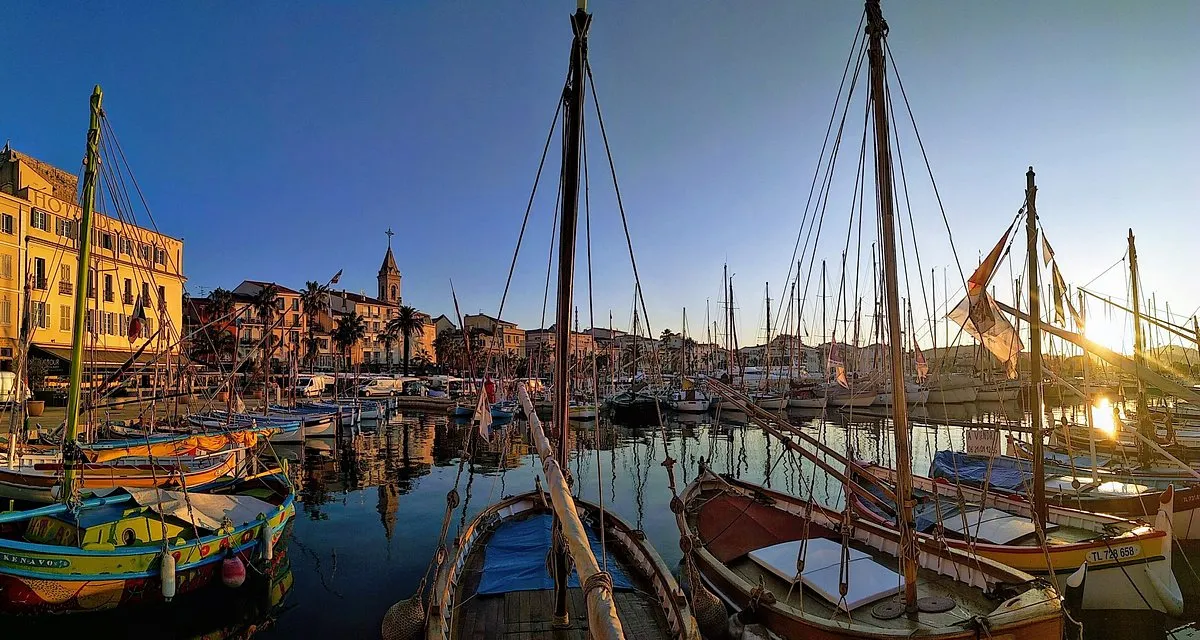 Sanary-sur-Mer Port, marina in Sanary-sur-Mer, France