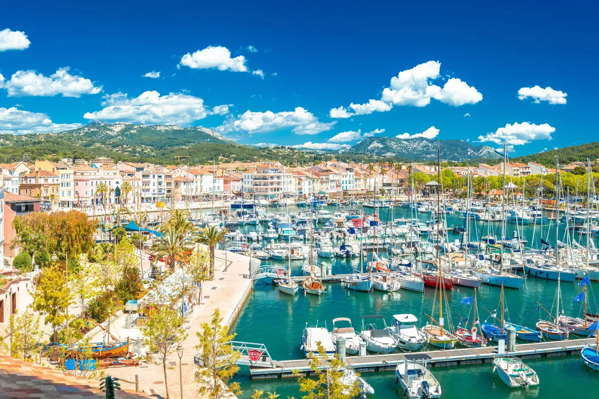 Sanary-sur-Mer Port, marina in Sanary-sur-Mer, France — photo 3