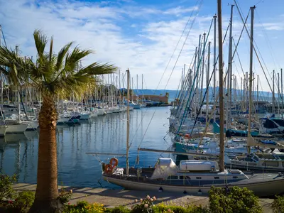 Port Saint-Pierre des Embiez, marina in Six-Fours-les-Plages, France — photo 3