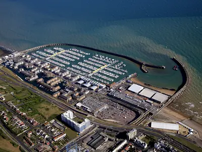 Brighton Marina (Outer Harbour) in Brighton, United Kingdom — photo 4
