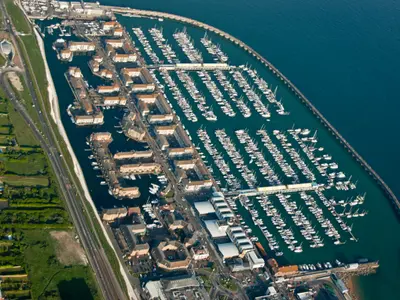 Brighton Marina (Outer Harbour)