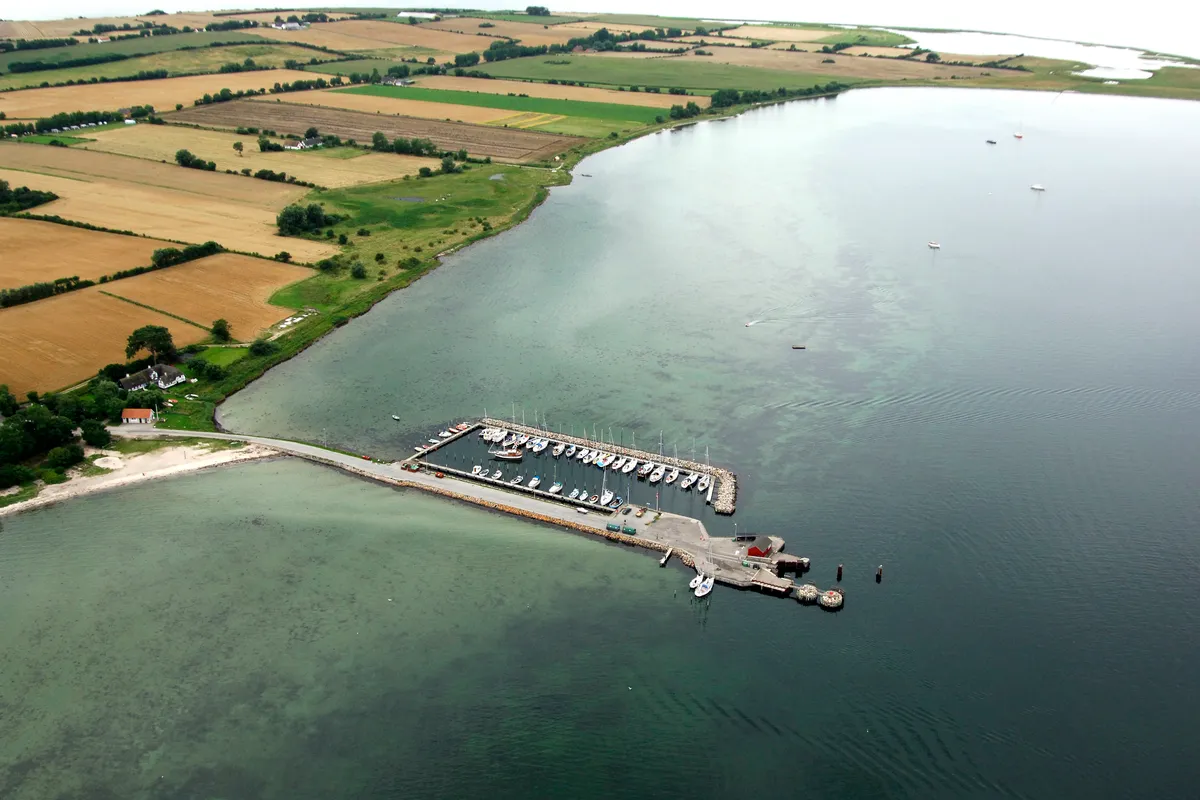 Lyø Havn, marina in Bådsted, Denmark — photo 6
