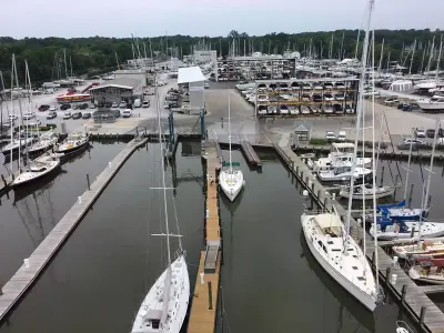 Bert Jabin's Yacht Yard Marina