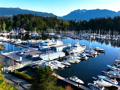 Coal Harbour Marina in Vancouver, Canada — photo 2