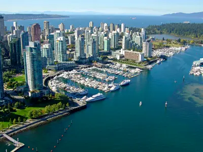 Coal Harbour Marina in Vancouver, Canada — photo 4
