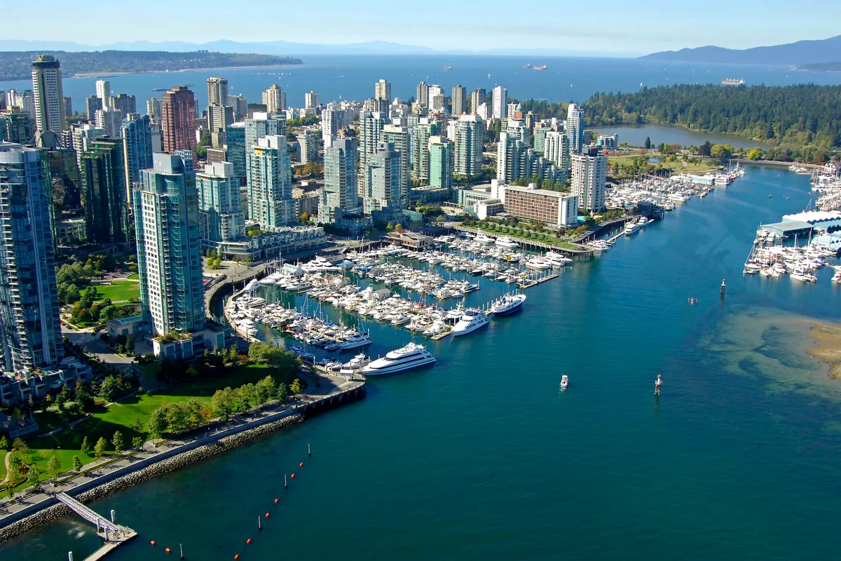 Coal Harbour Marina in Vancouver, Canada — photo 4