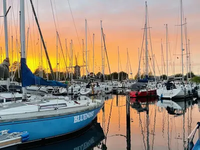 WV Brouwershaven, marina in Brouwershaven, Netherlands — photo 3