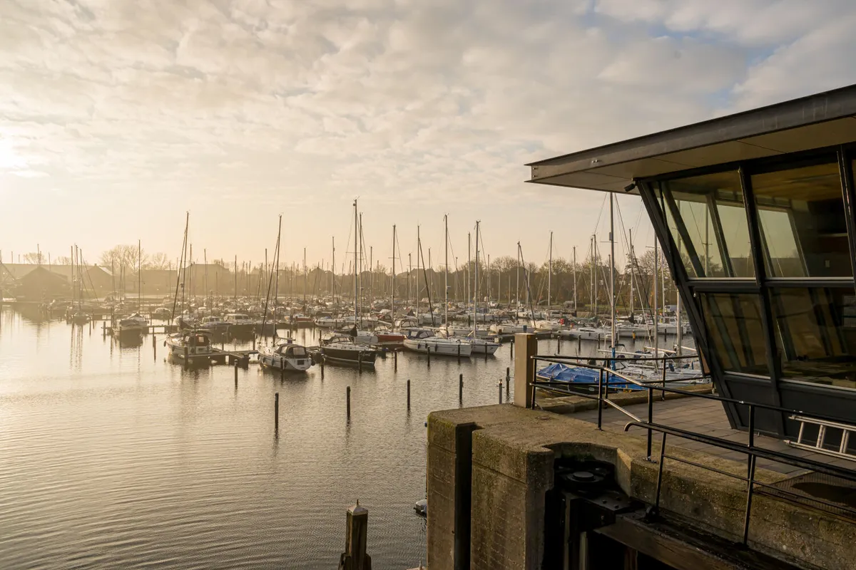 WV Brouwershaven, marina in Brouwershaven, Netherlands — photo 4