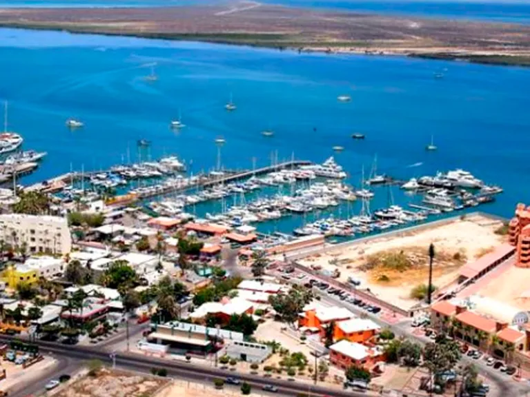 Marina Palmira in La Paz, Mexico — photo 2