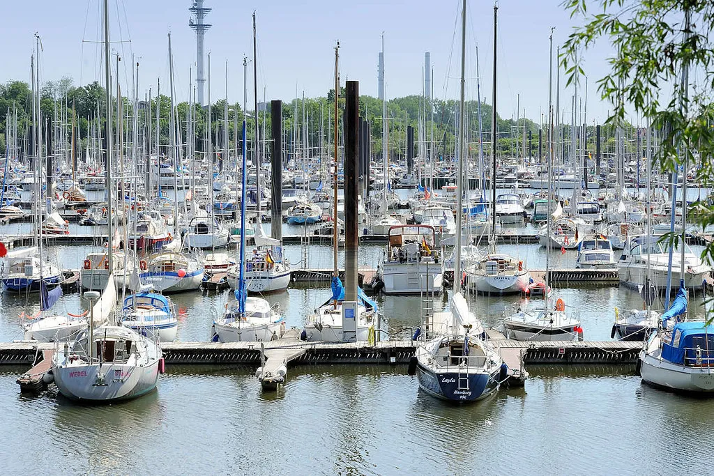 Hamburger Yachthafen, marina in Wedel, Germany — photo 7