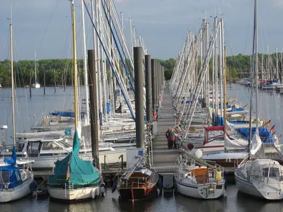 Hamburger Yachthafen, marina in Wedel, Germany — photo 5