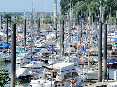 Hamburger Yachthafen, marina in Wedel, Germany — photo 3