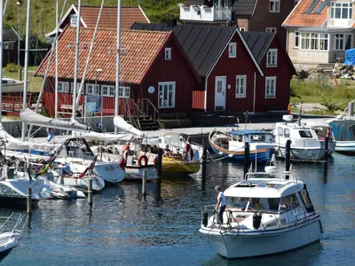 Kyrkbackens Hamn, marina in Tuna, Sweden — photo 2