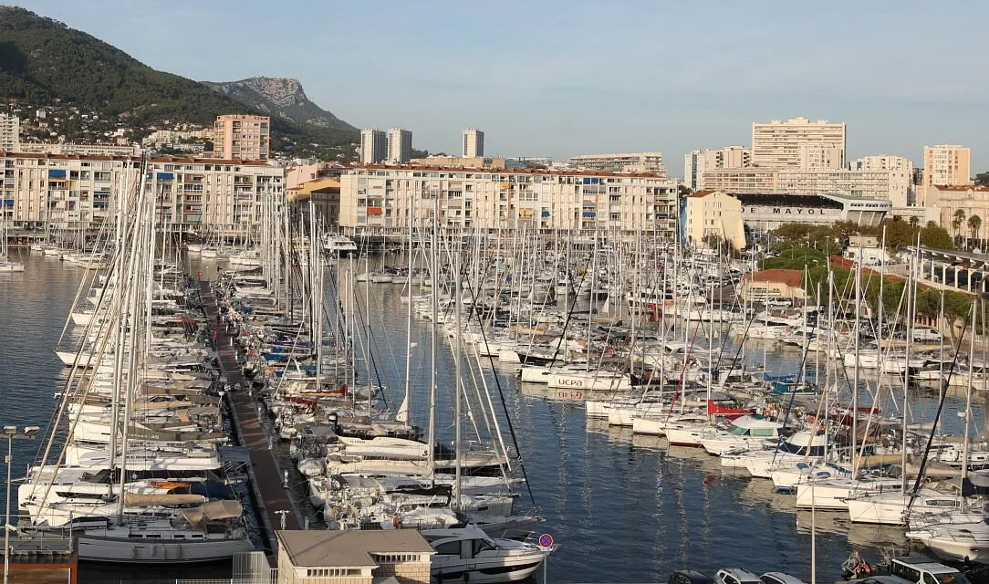 Port Saint-Pierre, marina in Hyères, France — photo 4