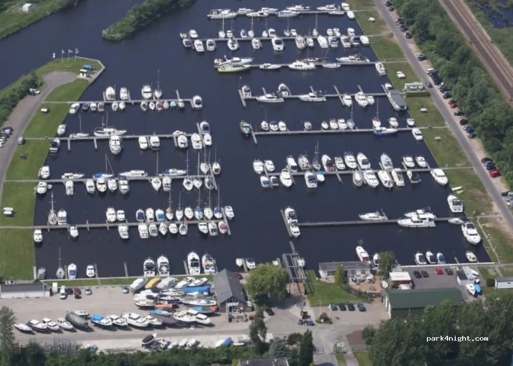 Jachthaven De Welle, marina in Heerenveen, Netherlands — photo 4