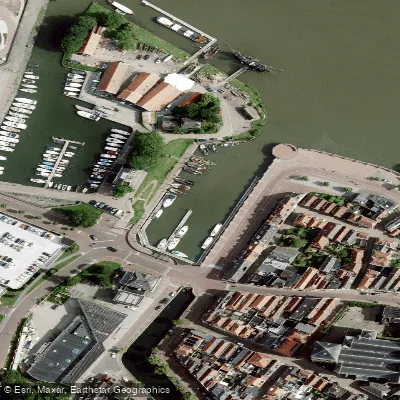 Oude Buitenhaven, marina in Kampen, Netherlands — photo 4