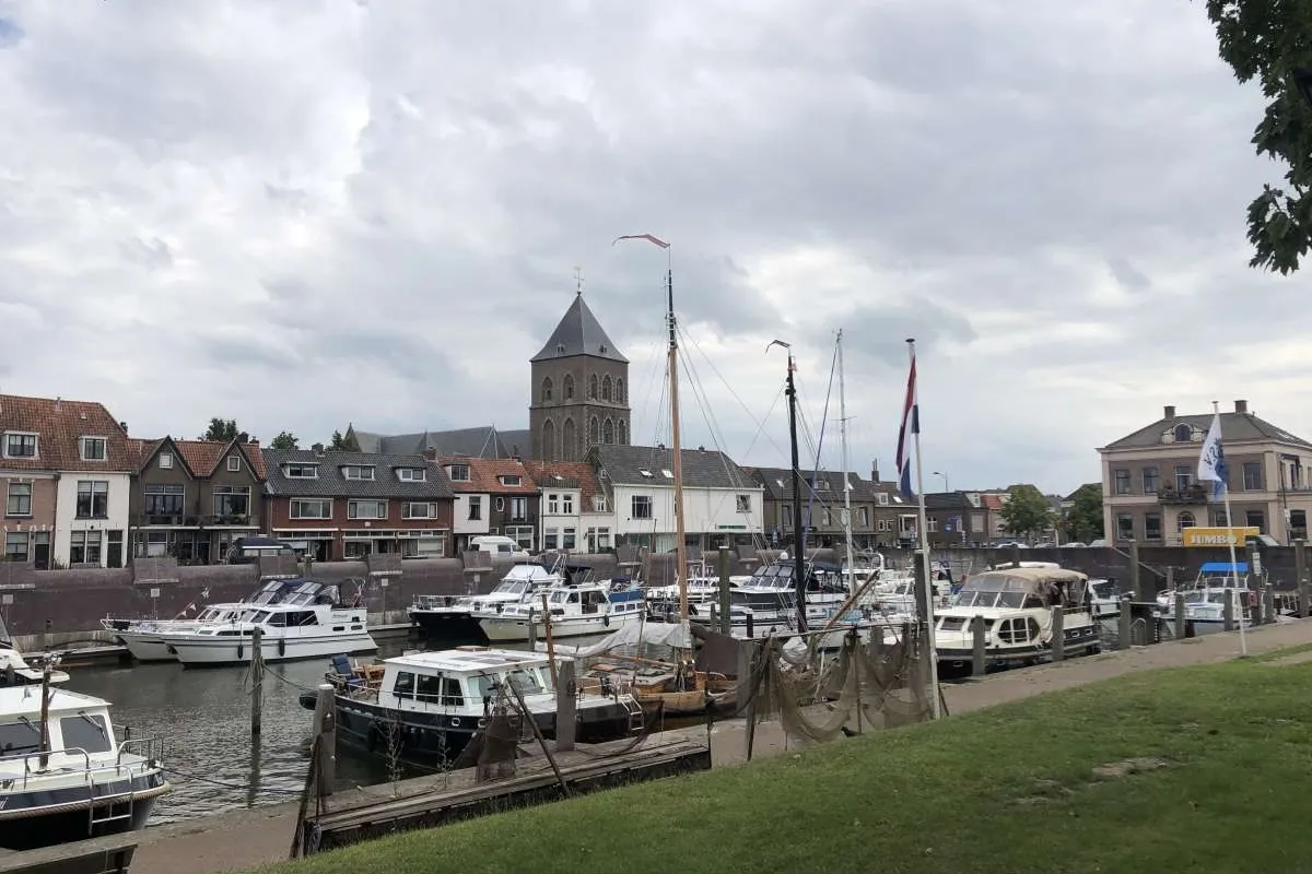 Oude Buitenhaven, marina in Kampen, Netherlands — photo 2