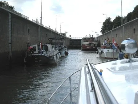 Oude Buitenhaven, marina in Kampen, Netherlands — photo 3